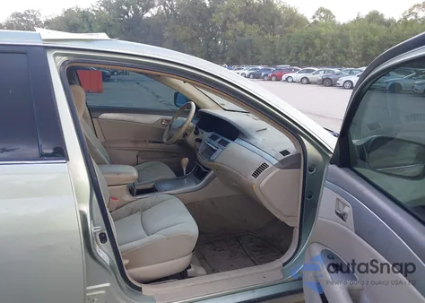 2010 Toyota Avalon Xl z USA, uszkodzony, nr VIN 4T1BK3DB5AU369751